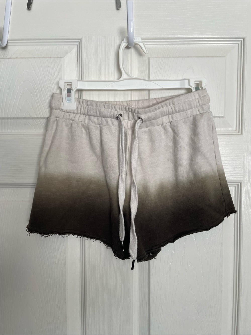 Forever21 Size Small Brown and Cream Ombre Shorts